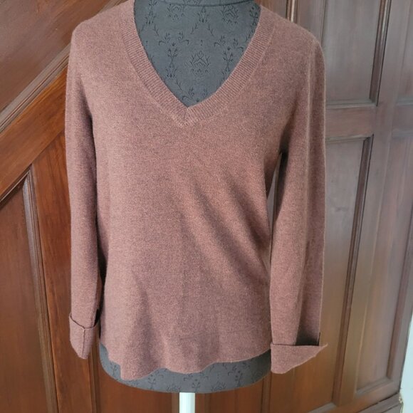 Repeat Sweaters - Repeat Cashmere V-Neck Sweater  XS